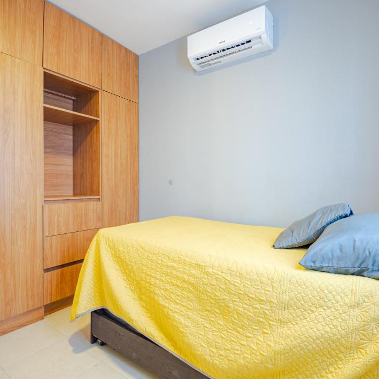 Estrena casa a minutos del aeropuerto - Three-Bedroom House - 22