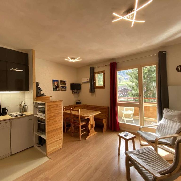 Charmant Appartement 2-4 Pers, Centre-Ville, Piscine, Proche Ski - Studio - 1