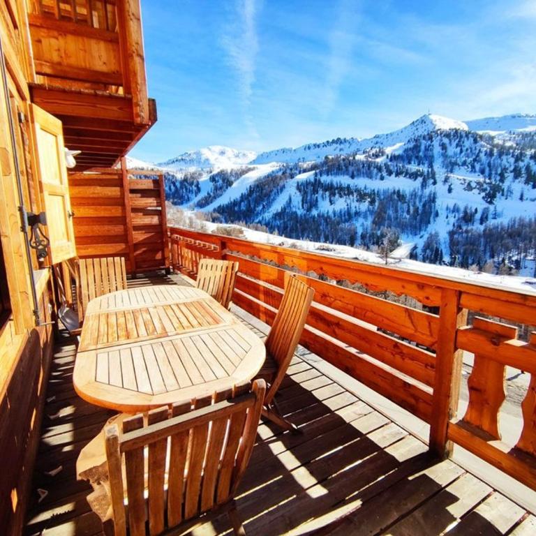 Chalet haut de gamme à Isola 2000, proximité pistes, 6 couchages, Wi-Fi inclus - Chalet 2 Chambres - 5