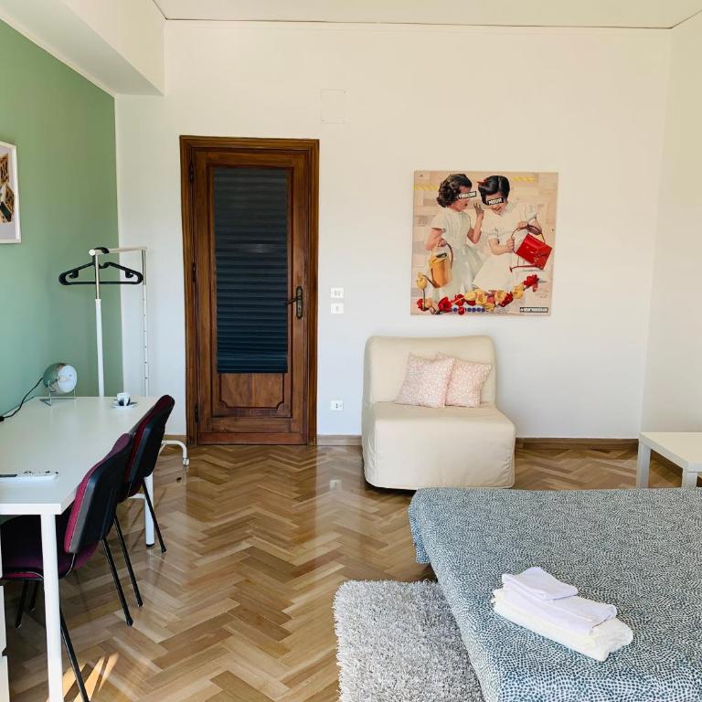 Sostegno d'amore - Camera Tripla con Bagno Privato Esterno - 3