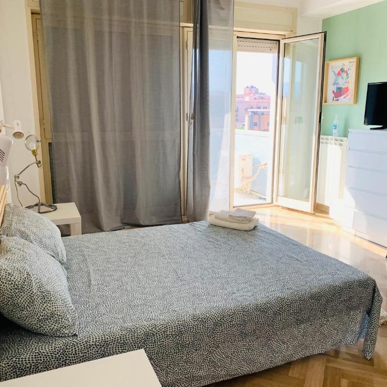 Sostegno d'amore - Camera Tripla con Bagno Privato Esterno - 1