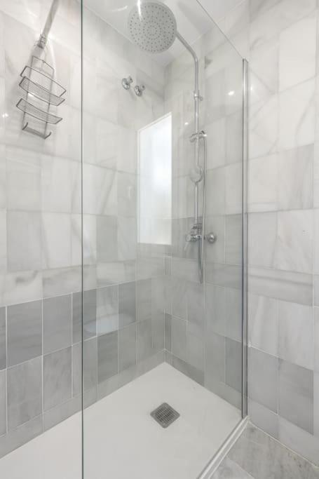 Beautiful 3 Bed Stylish & Cozy Apartment - Susanna Suite - Apartamento de 3 dormitorios - 7
