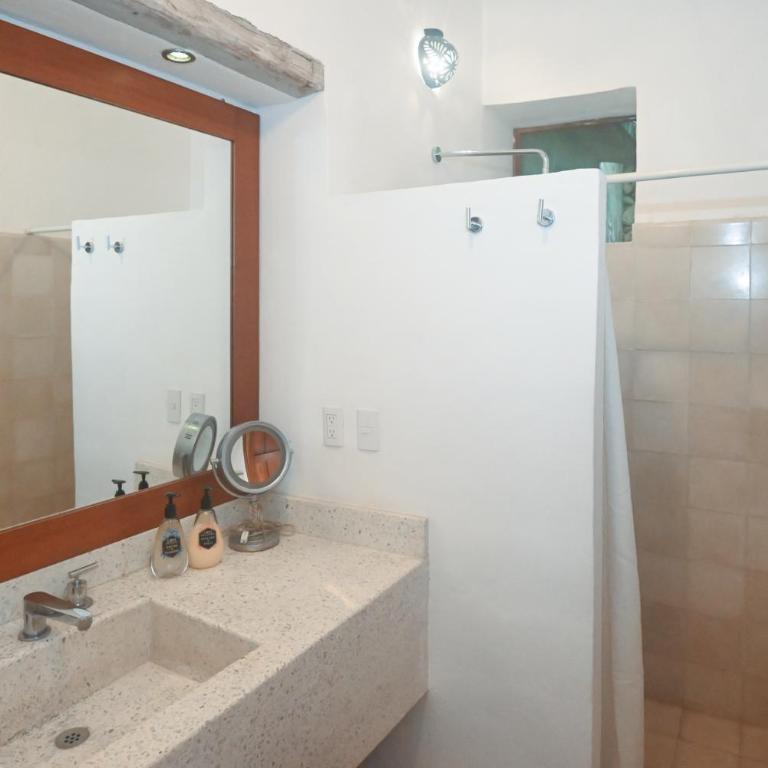 Hotel Posada San Juan - Habitación Clásica con cama extragrande - Edificio 1, planta baja - 4