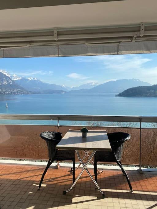 LE SOLAVUE 150 M2 VUE EXCEPTIONNELLE SUR LE LAC - Three-Bedroom Apartment - 2