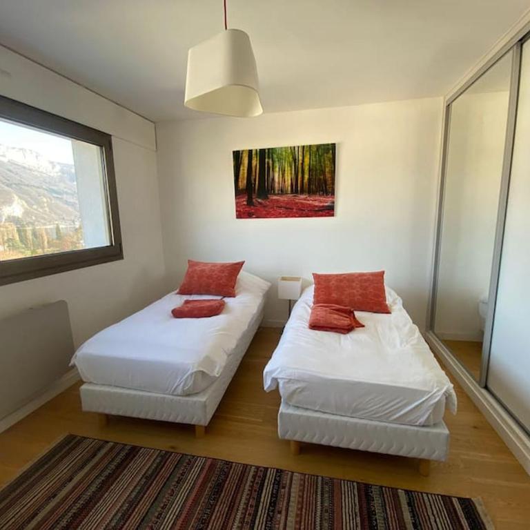 LE SOLAVUE 150 M2 VUE EXCEPTIONNELLE SUR LE LAC - Three-Bedroom Apartment - 18