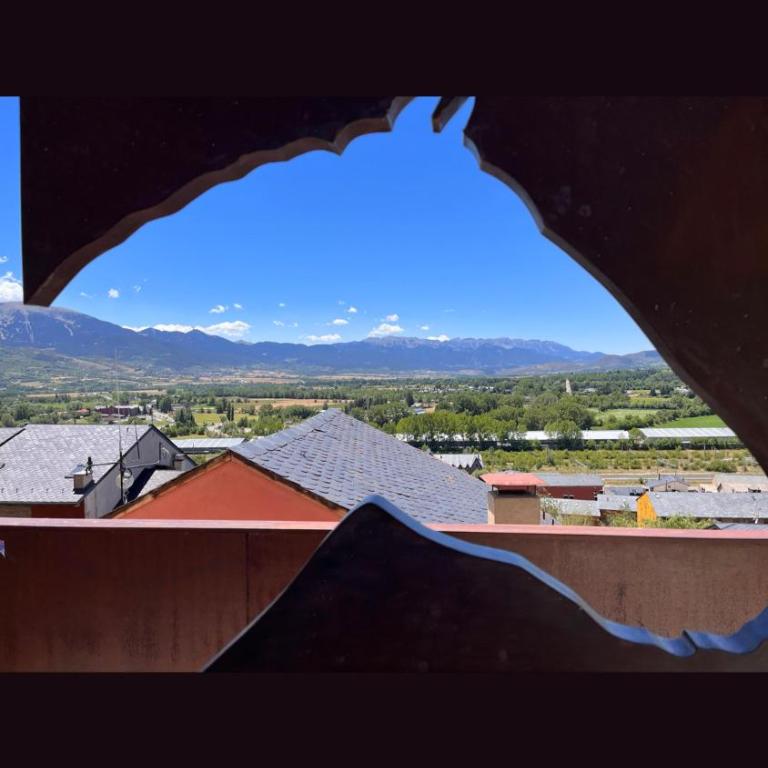 HERITAGE APARTMENTS CERDANYA al carrer Major i parking - Deluxe Apartment mit Balkon und 2 Schlafzimmern - 31