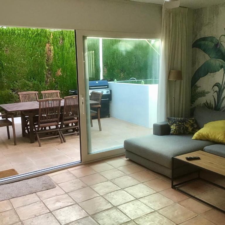 Casa de 2 dormitorios con piscina, 2 terrazas privadas, WIFI, BBQ - Casa de 2 dormitorios - 13
