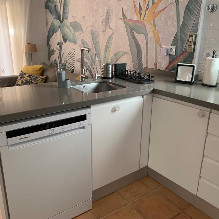 Casa de 2 dormitorios con piscina, 2 terrazas privadas, WIFI, BBQ - Casa de 2 dormitorios - 28