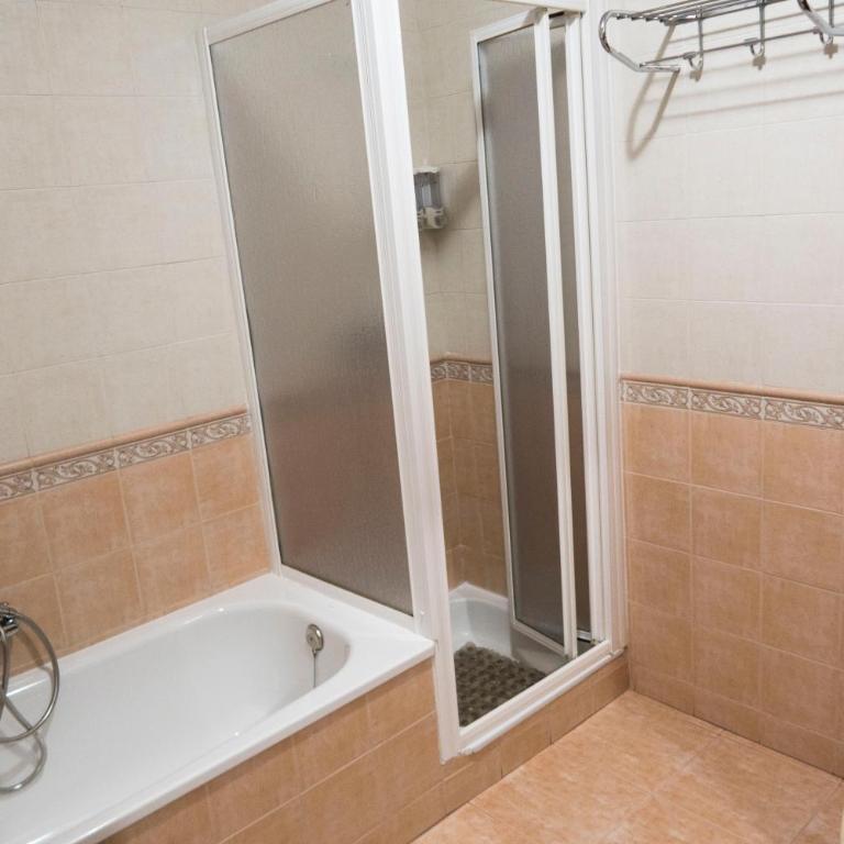 Casa de la Torre - Three-Bedroom House - 24