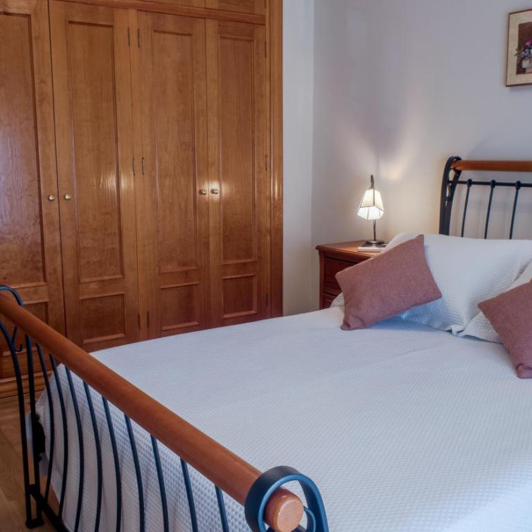 Casa de la Torre - Three-Bedroom House - 17