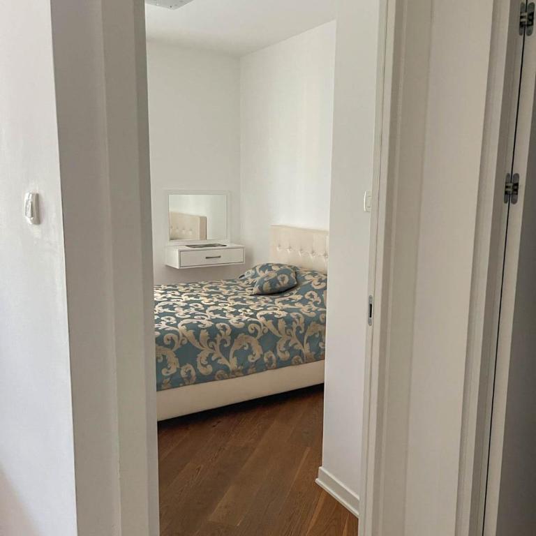 Apartman Anna Tre Canne Budva - Apartment - 77