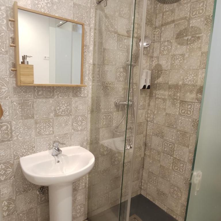 Dormir en Cádiz - Habitación Doble Económica - Planta baja - 7