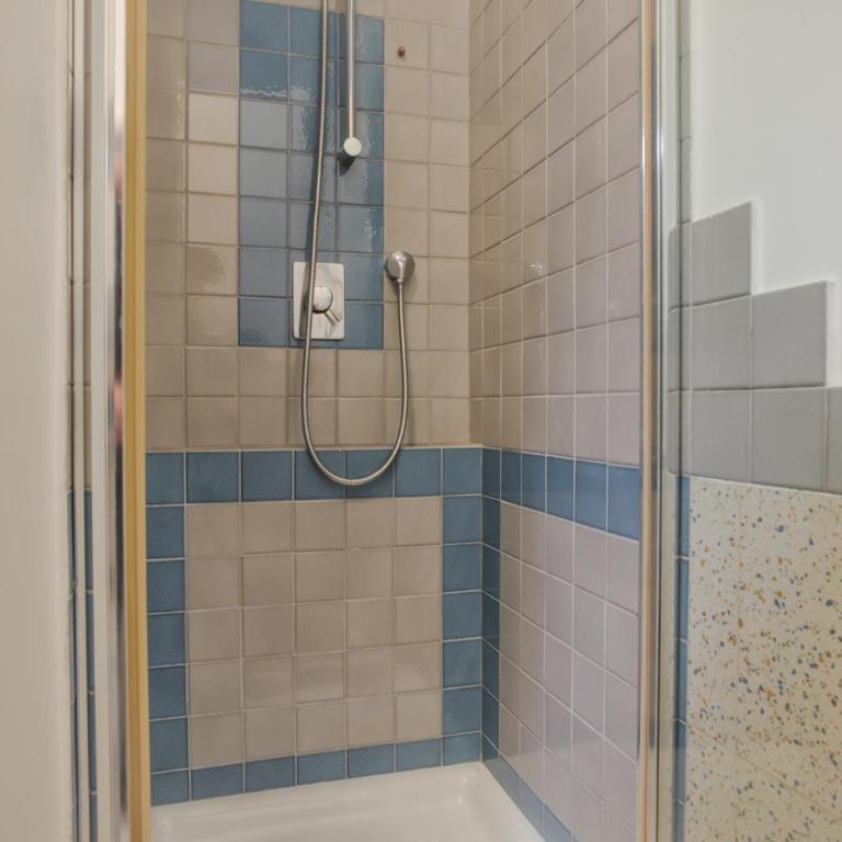 B&B Vatican Stories - Camera Tripla con Bagno Privato - 5