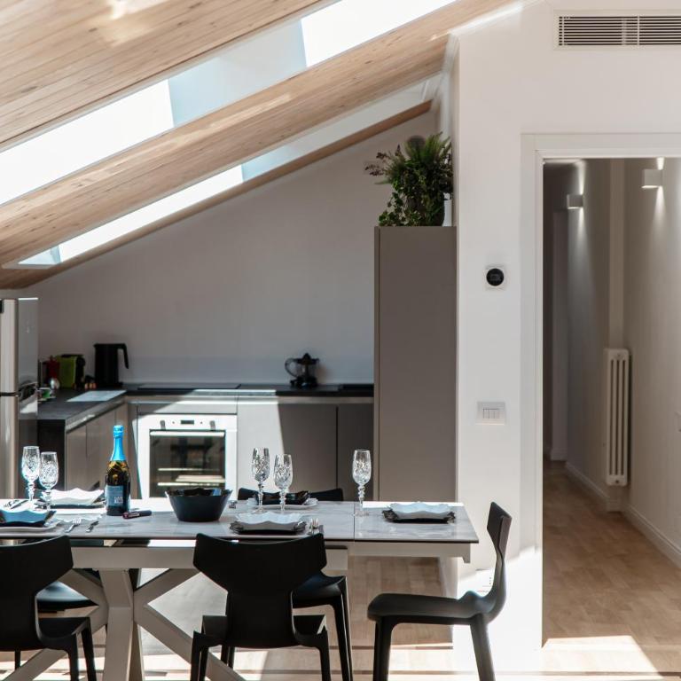 Attic 64 by "The House Of Travelers" - Apartment - 36