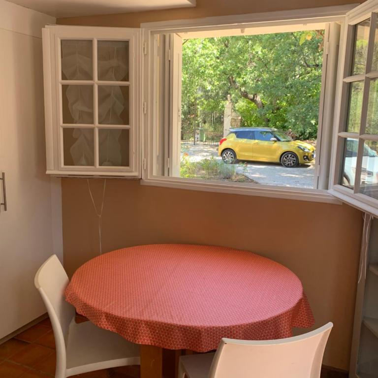 La Farigoule - Sainte-Victoire - Vue exceptionnelle sur Aix-en-Provence - Appartement - Vue sur Jardin - 27