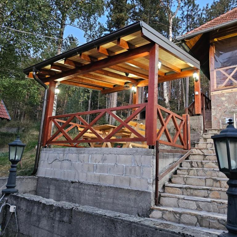 Divcibarski Konak - Apartman na Više Nivoa - 3