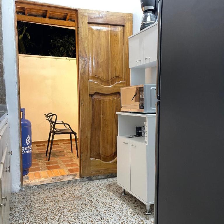 Hermoso apartamento en zona central de Medellín - Two-Bedroom Apartment - 11