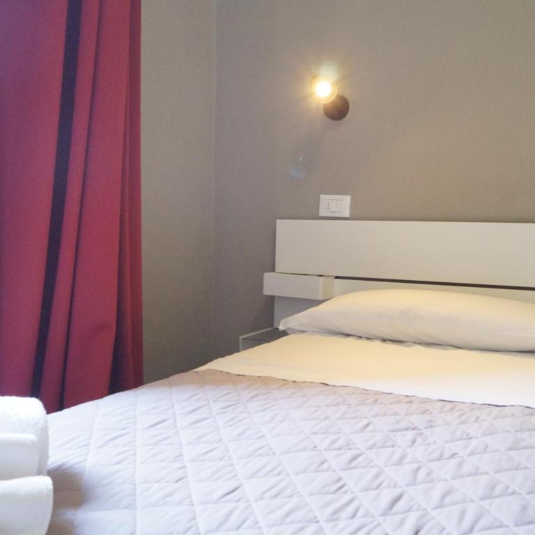Hotel Alabama by ALEhotels - Camera Economy Matrimoniale/Doppia con Letti Singoli - 8