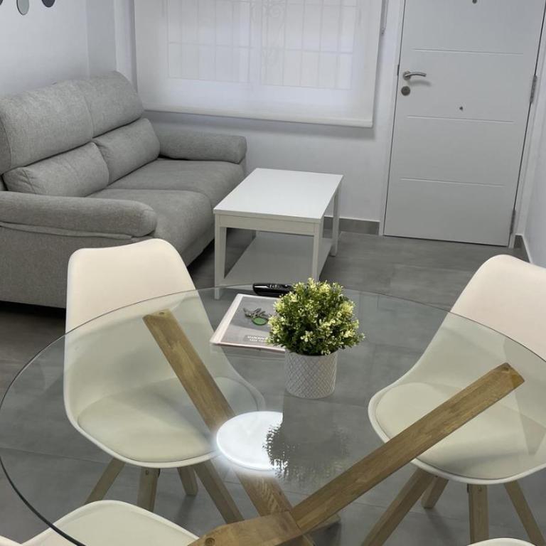 Piso de lujo en primera linea de playa y garaje - Apartamento de 2 dormitorios - 10