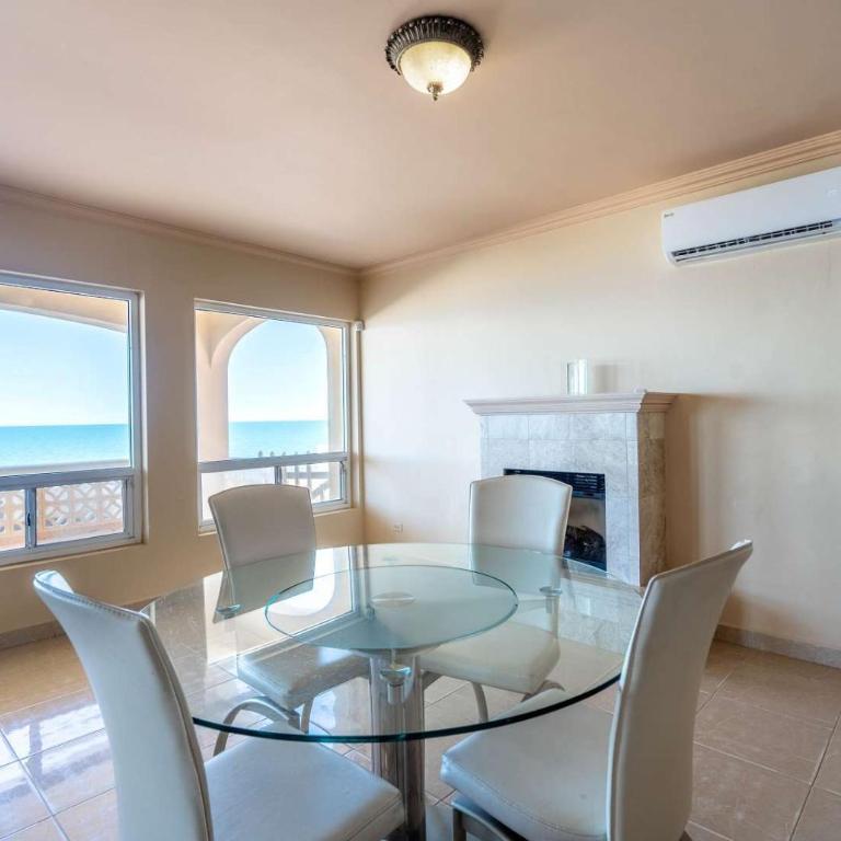 Steps to the BEACH Las Palmas Condo # 1 - Casa - 8