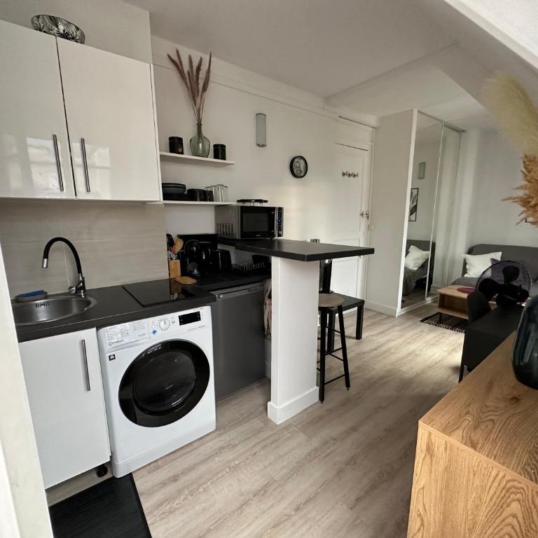 TiParis - Studio avec Balcon - 12