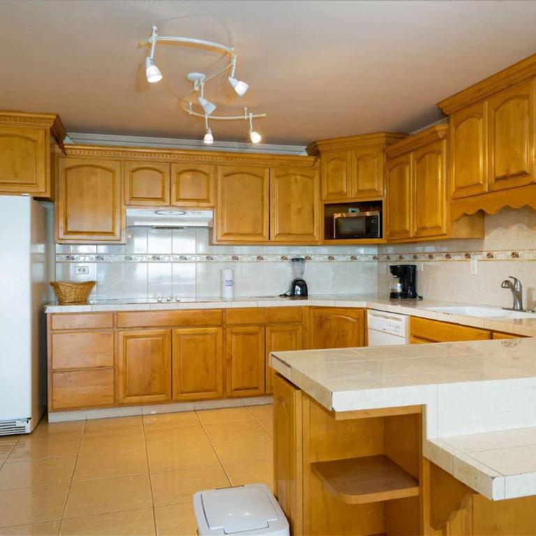 Incredible Beach front Las Palmas Condo # 2 - Casa - 4