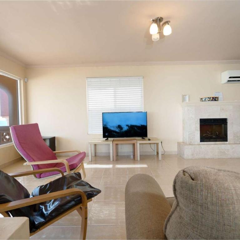 Incredible Beach front Las Palmas Condo # 2 - Casa - 7