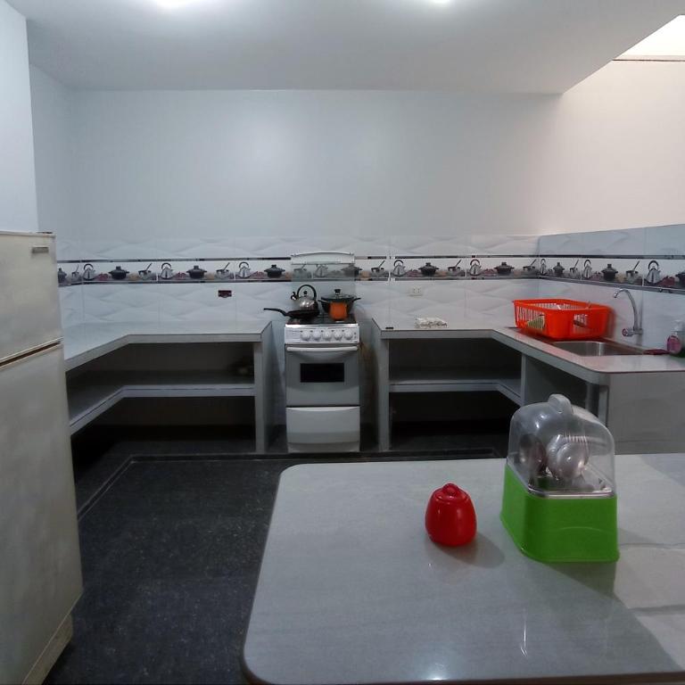 Amplio departamento en Cajamarca - Apartamento de 2 dormitorios - 1