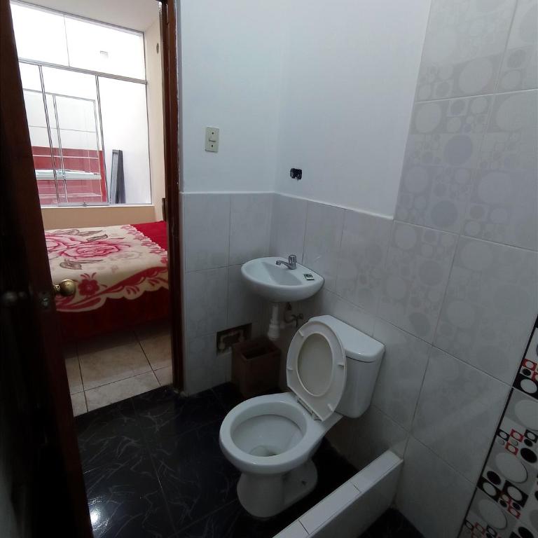 Amplio departamento en Cajamarca - Apartamento de 2 dormitorios - 15