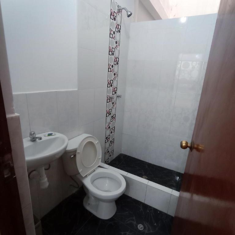 Amplio departamento en Cajamarca - Apartamento de 2 dormitorios - 14