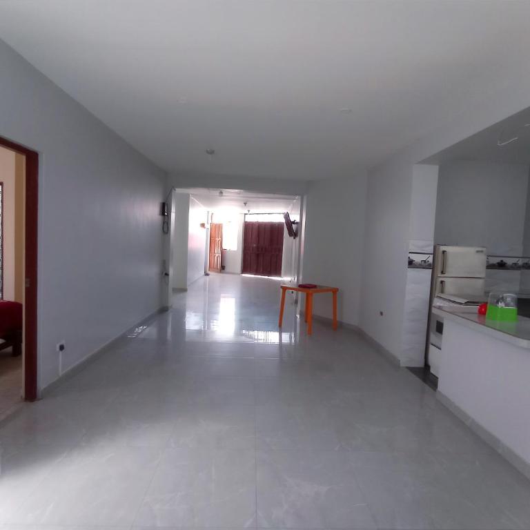 Amplio departamento en Cajamarca - Apartamento de 2 dormitorios - 9