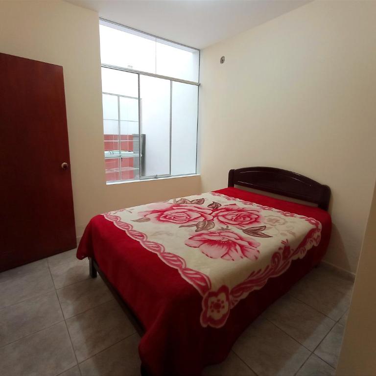 Amplio departamento en Cajamarca - Apartamento de 2 dormitorios - 13