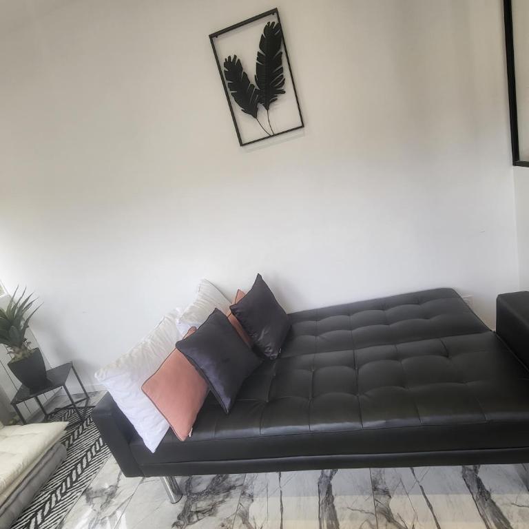 T2 neuf centre ville Saint Raphaël avec terrasse et parking gratuit, prés de la plage et commerces! - Apartment mit 1 Schlafzimmer - 30