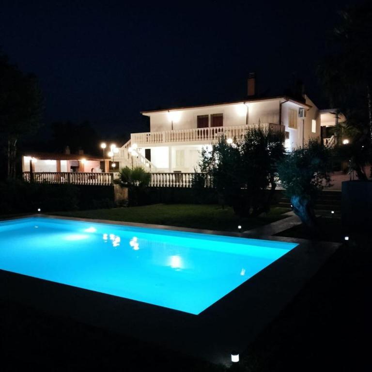 Villa Rachele con piscina - Maison de Vacances 4 Chambres - 12