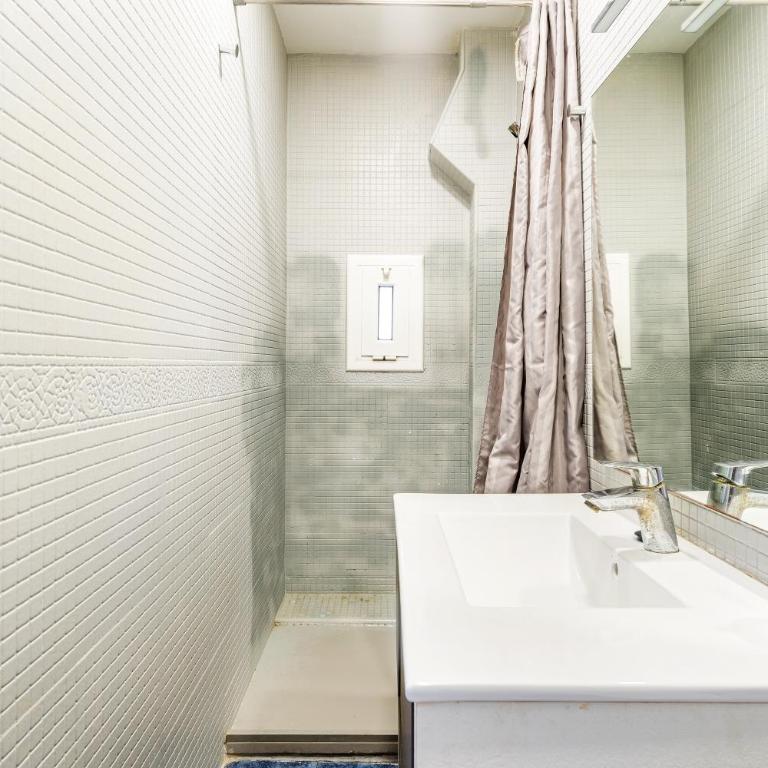 Beachside Bliss Charming 1-bedroom, Barceloneta - Apartamento - 18
