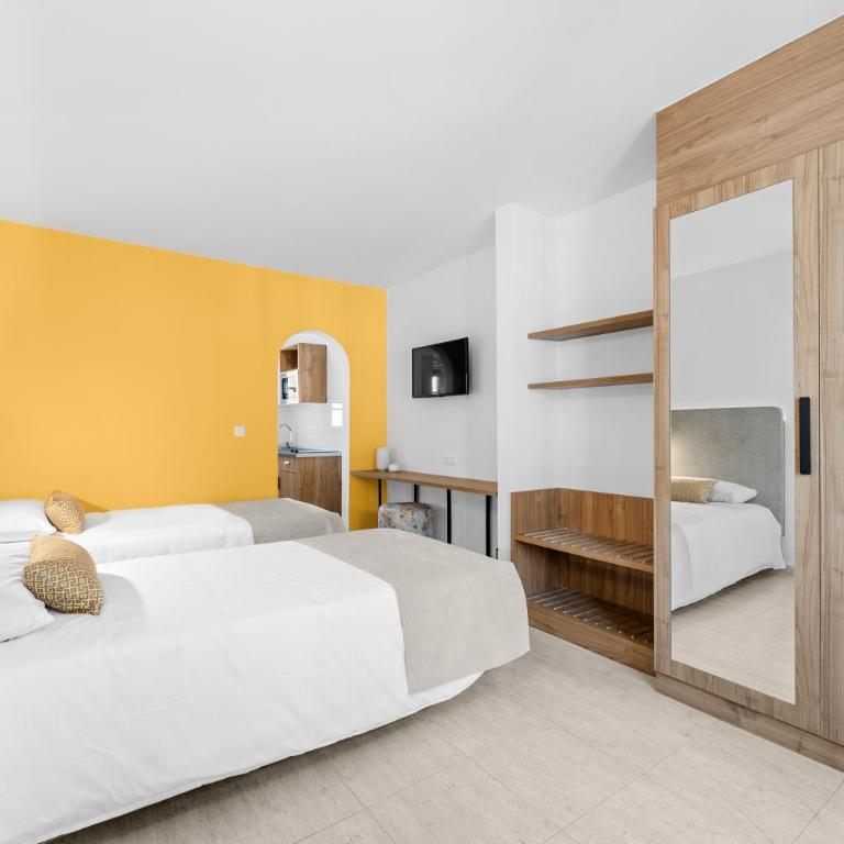 Apartamentos Tropicana - Estudio Superior - 18