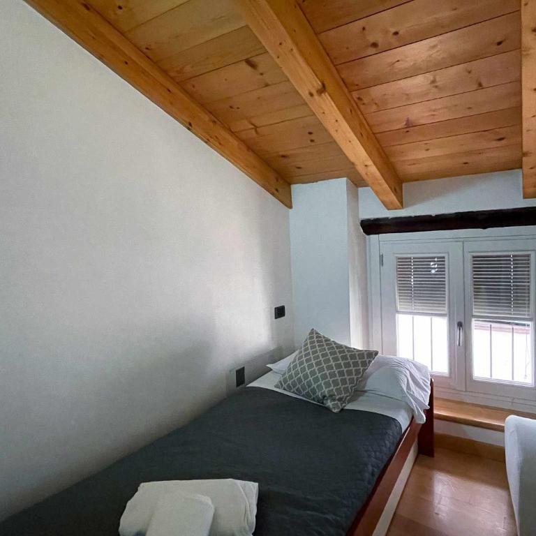 Plinio, center town apartment - Two-Bedroom Apartment - 20
