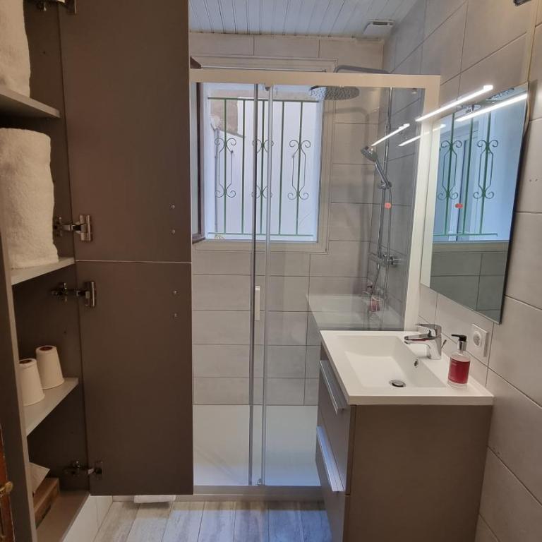 Appartement calme centre ville à 80m des Halles - Appartement 1 Chambre - 3