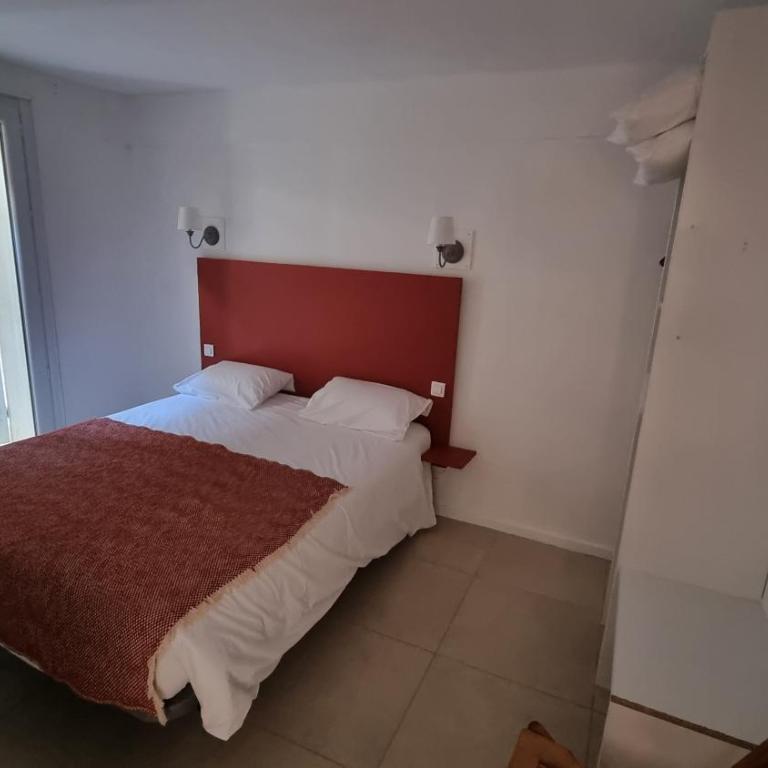 Appartement calme centre ville à 80m des Halles - Appartement 1 Chambre - 9