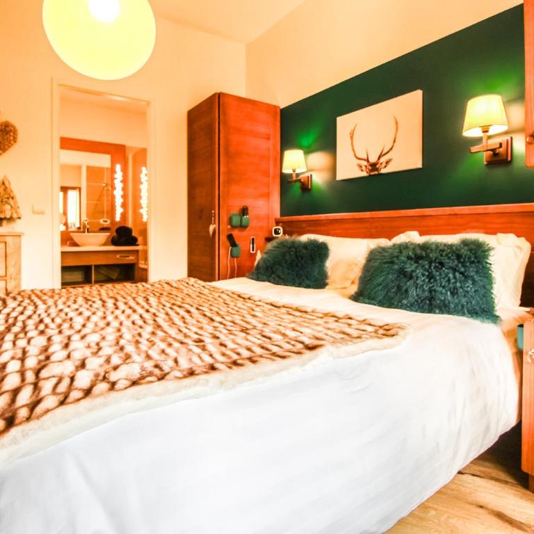 Joli, spacieux appartement T3 sud ski aux pieds, parking - Appartement avec Vue sur la Montagne - 38