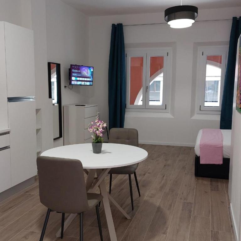 Vigarani Apartments - Monolocale Standard - 5