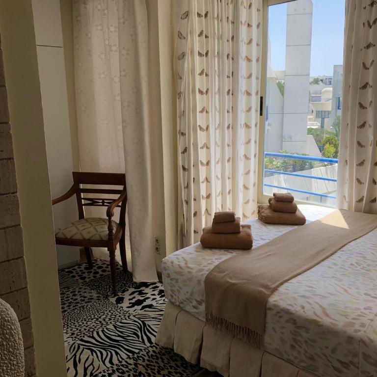Apartment Marbella House - Two-Bedroom Apartment - 11