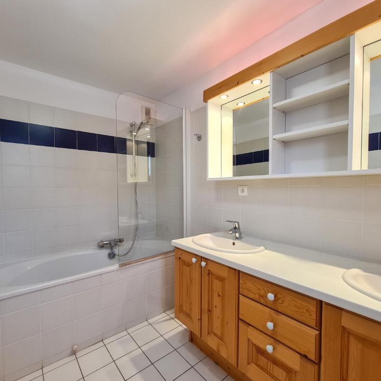 Chalet lumineux · Sauna privatif · Garage · 12 personnes - FR-1-425-119 - Chalet - 6