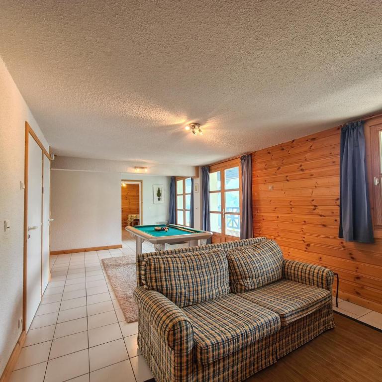 Chalet lumineux · Sauna privatif · Garage · 12 personnes - FR-1-425-119 - Chalet - 10