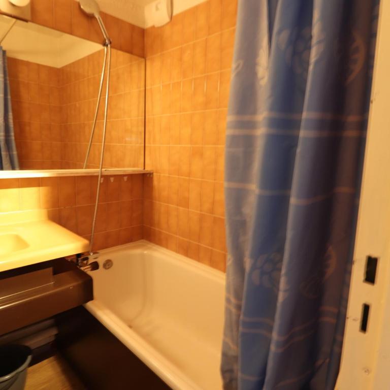 Studio lumineux proche des pistes avec balcon et animaux admis - FR-1-502-474 - Monolocale - 7