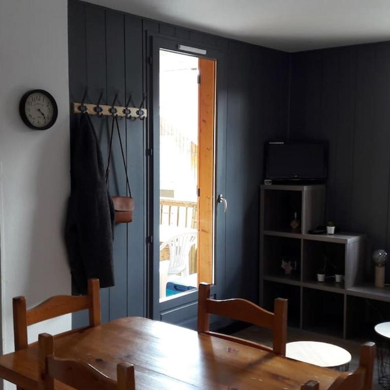 APPARTEMENT PIEDS DE PISTE - 4-6 PERSONNES - Appartement 2 Chambres - 7
