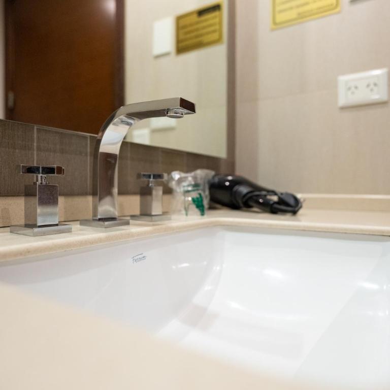 Hotel Bariloche Suites - Estudio Estándar - 5