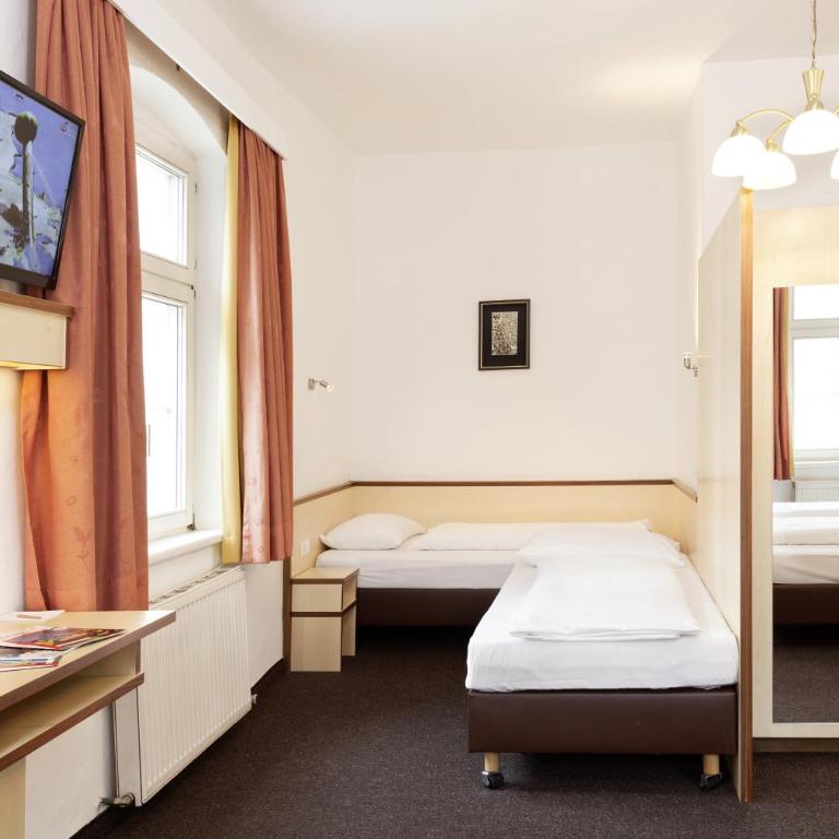 Hotel Goldene Krone Innsbruck - Familienzimmer - 1