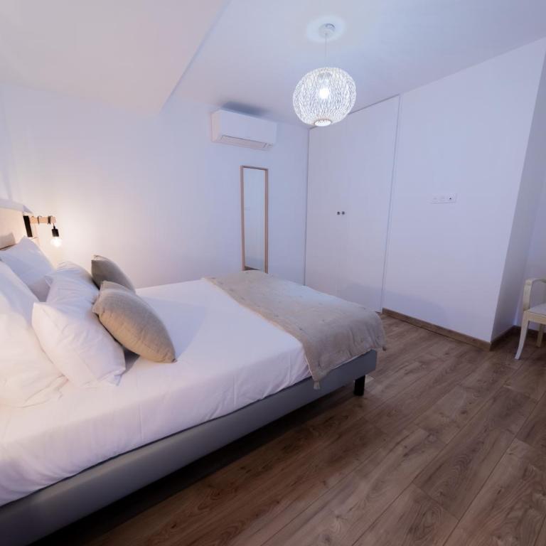 La maison du Port Apt ROMA - Appartement - Vue sur Lac - 11