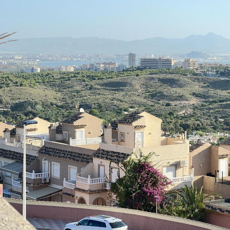 Casa Canarias en Alicante, playa y piscina - Two-Bedroom House - 26